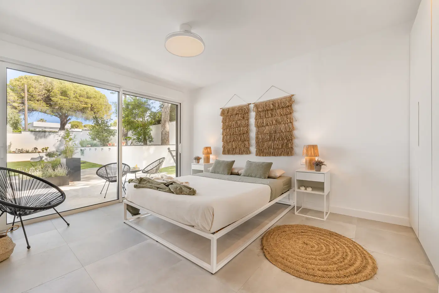 Main bedroom with garden view